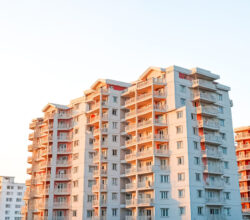 Bogotá y Medellín concentran el mayor interés de extranjeros para invertir en vivienda, ¿de qué países vienen?
