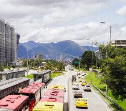 Así serán las nuevas tarifas para taxis, parqueaderos, zonas de parqueo pago y pico y placa solidario